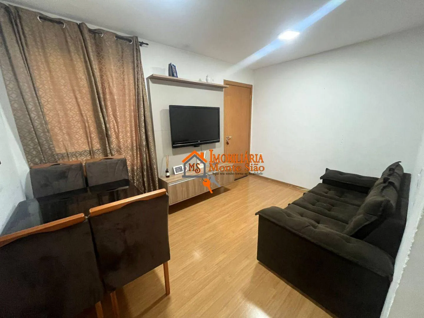 Imagem Apartamento com 2 dormitórios à venda, 38 m² por R$ 266.000,00 - São João - Guarulhos/SP