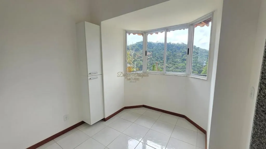 Imagem Casa em Condomínio para Venda em Teresópolis / RJ no bairro Albuquerque