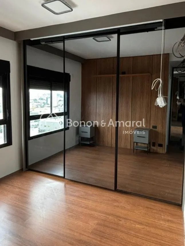 Imagem "Luxuoso Apartamento com Varanda Gourmet e Vista Deslumbrante no Taquaral"