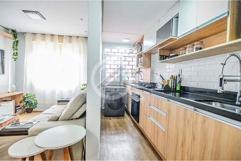 Imagem Este apartamento reformado e mobiliado com 2 quartos, está pronto e mobiliado para se tornar seu no...
