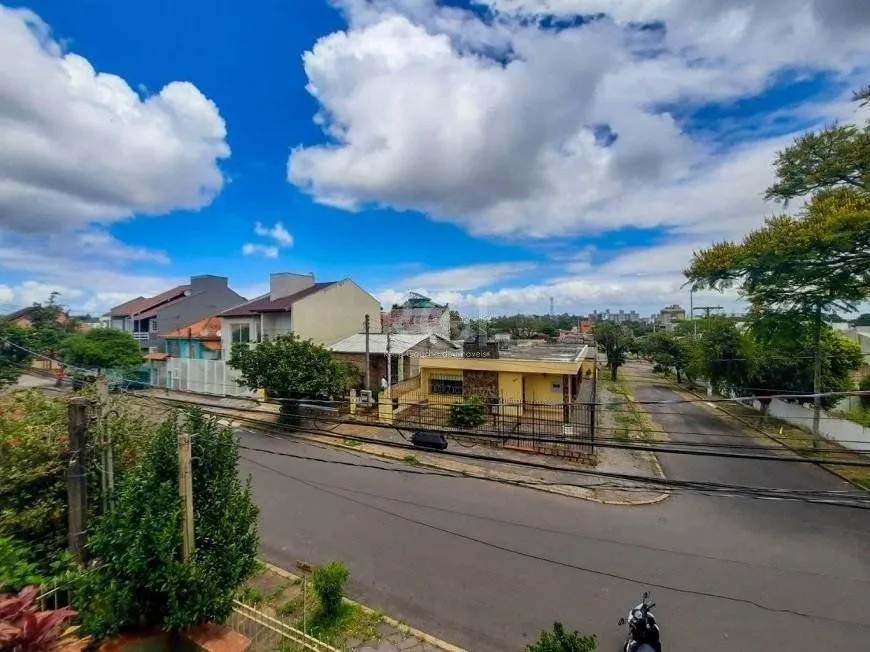 Imagem Excelente casa com 3 dormitórios e 3 vagas de garagem