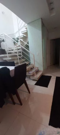 Imagem vendo casa de condominio km 26 da Rodovia Raposo Tavares