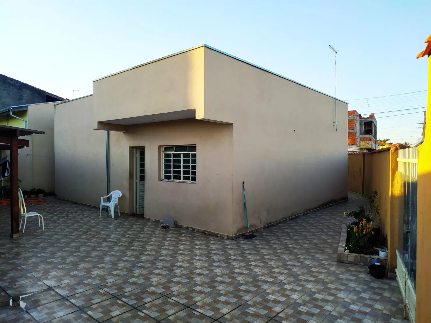 Imagem Casa à venda 3 Quartos, 1 Suite, 4 Vagas, 250M², Conjunto Habitacional Terra dos Ipês II (Fase II), Pindamonhangaba - SP