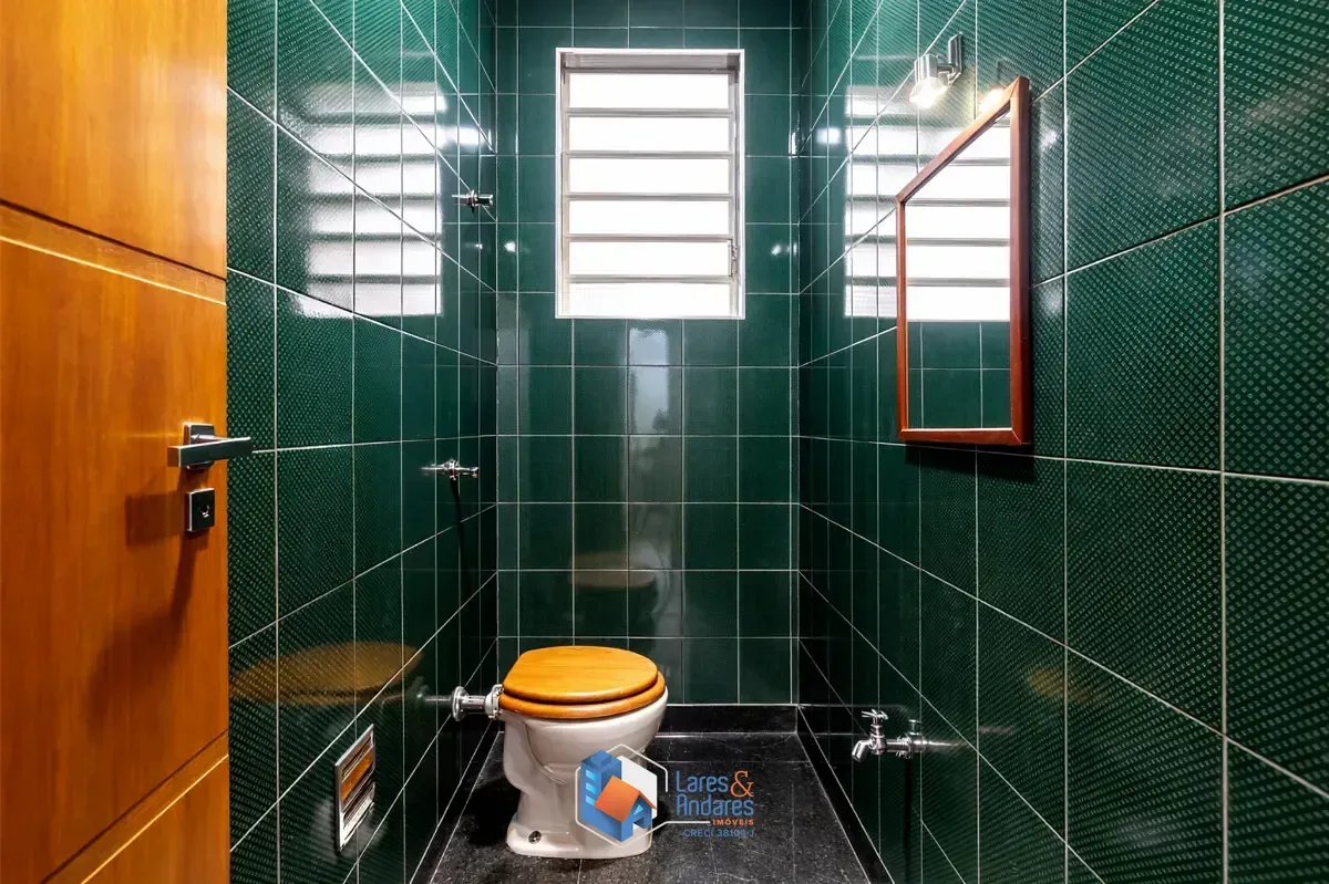 Imagem Sobrado para venda em Vila Madalena com 4 quartos, sendo 2 suítes, 299m²