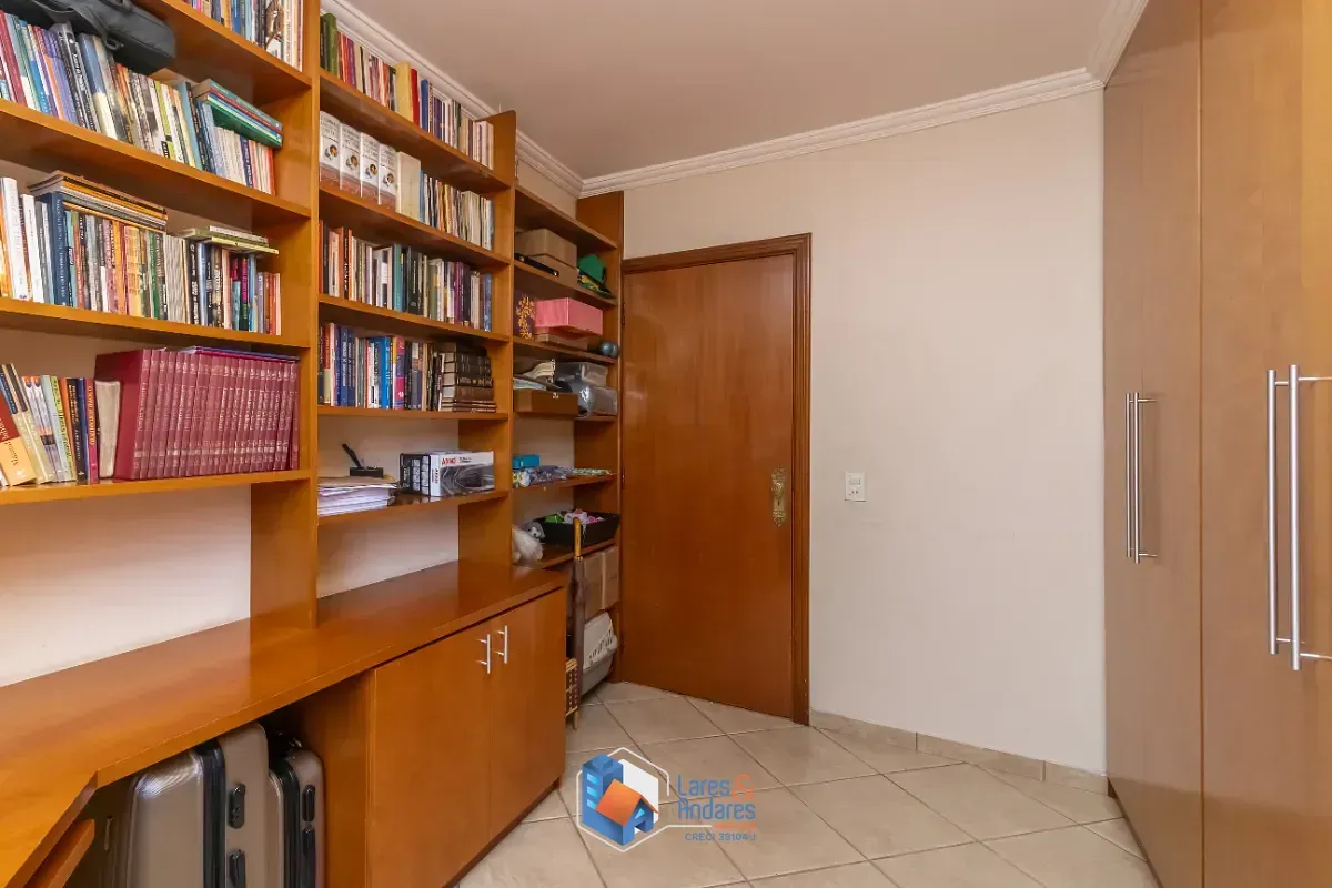 Imagem Casa para venda em Jardim São José (Zona Norte) com 4 quartos, sendo 2 suítes, 202m²