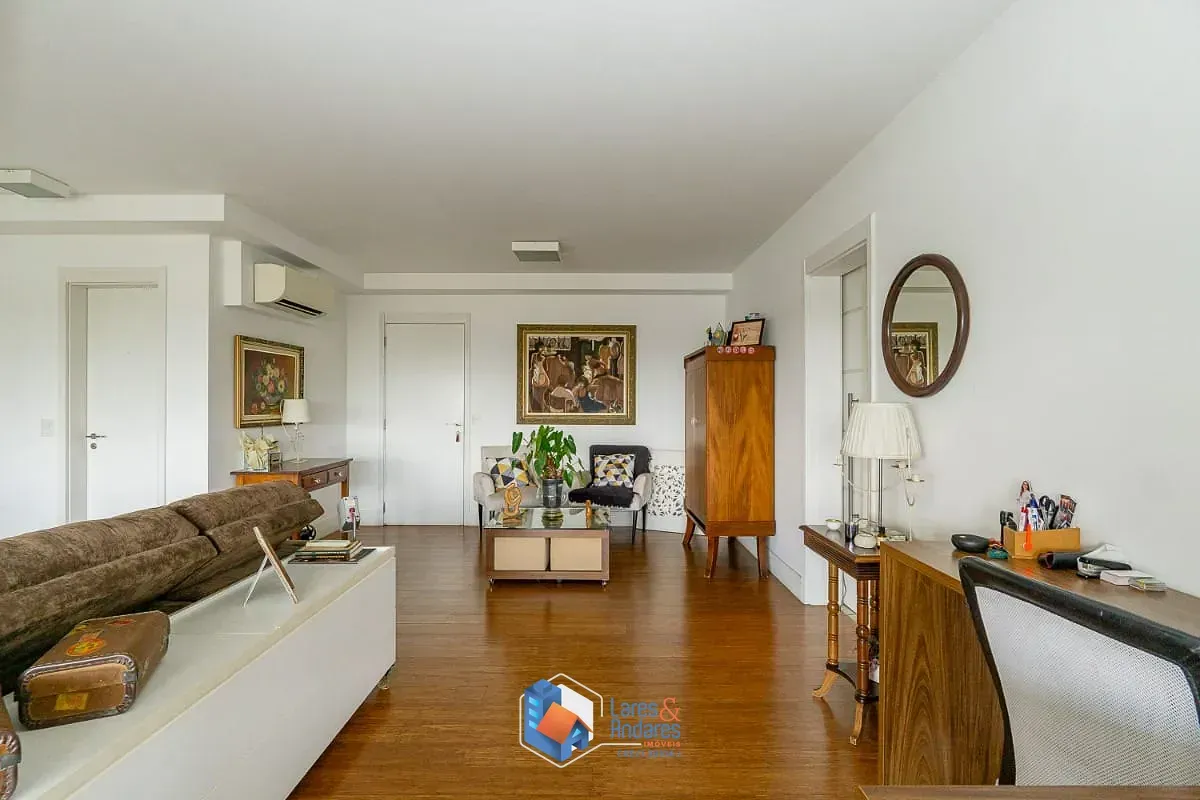 Imagem Apartamento para venda em Santo Amaro com 3 quartos, sendo 3 suítes, 160m²