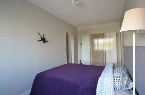 Imagem Apartamento com 2 quartos, 1 vaga e 58m² no bairro Menino Deus