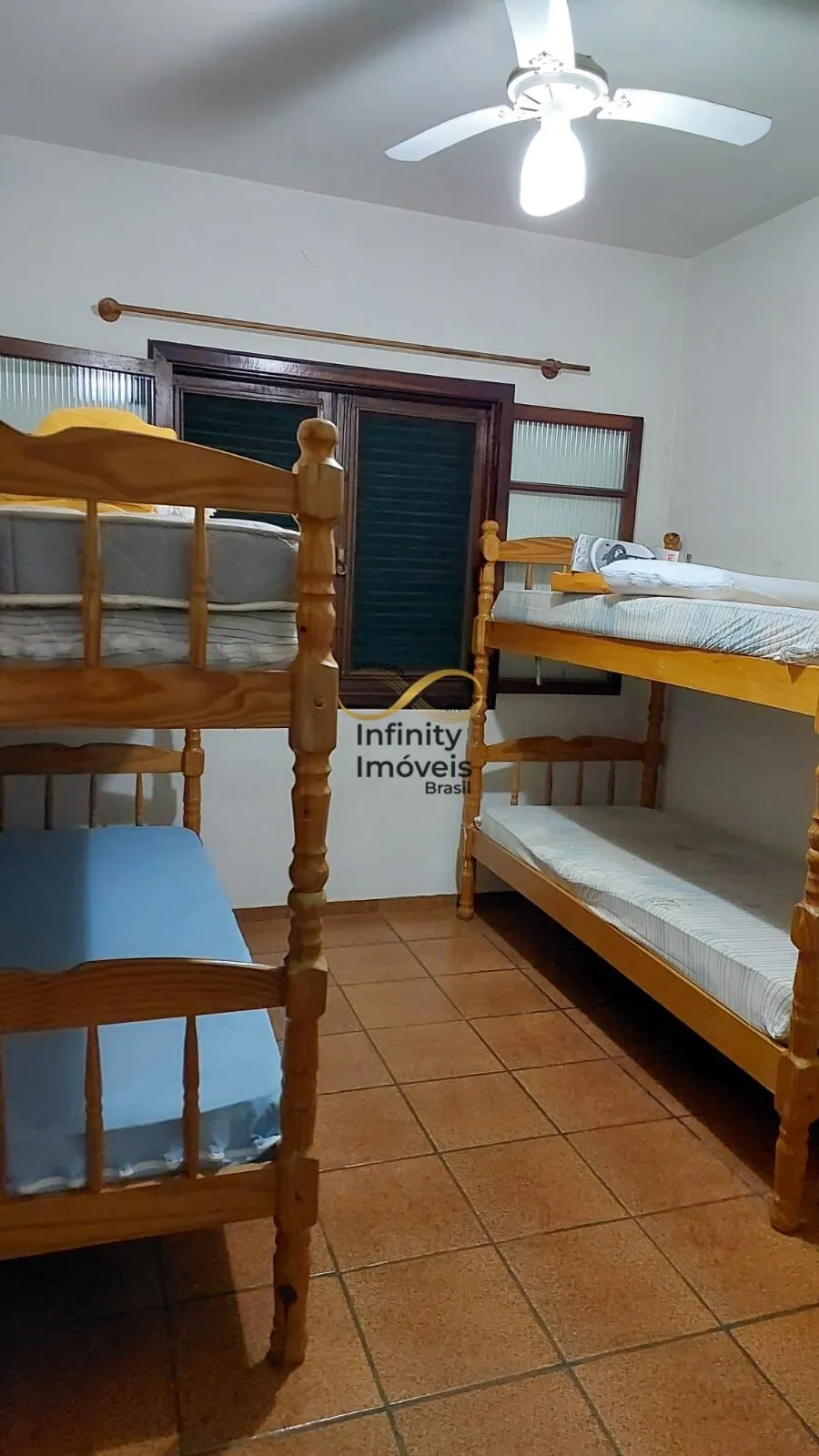 Imagem Casa para alugar no bairro Jardim Rio Santos - Caraguatatuba/SP