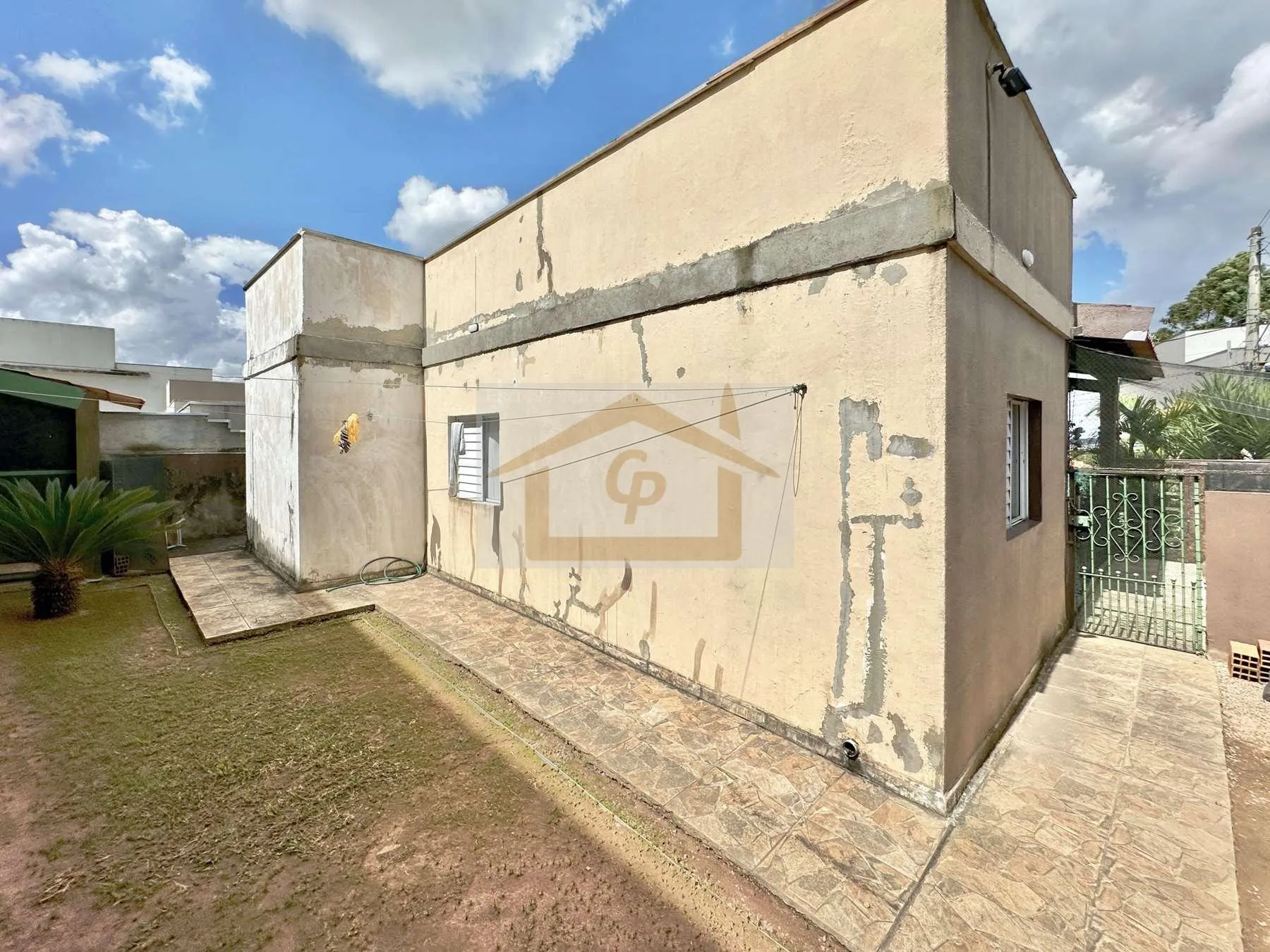 Imagem Casa Térrea, 2 quartos sendo um suíte , condomínio com Clube, 3 vagas