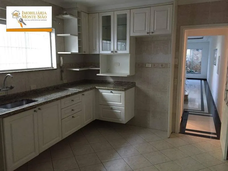 Imagem Sobrado com 3 dormitórios à venda, 200 m² por R$ 930.000,00 - Vila Galvão - Guarulhos/SP