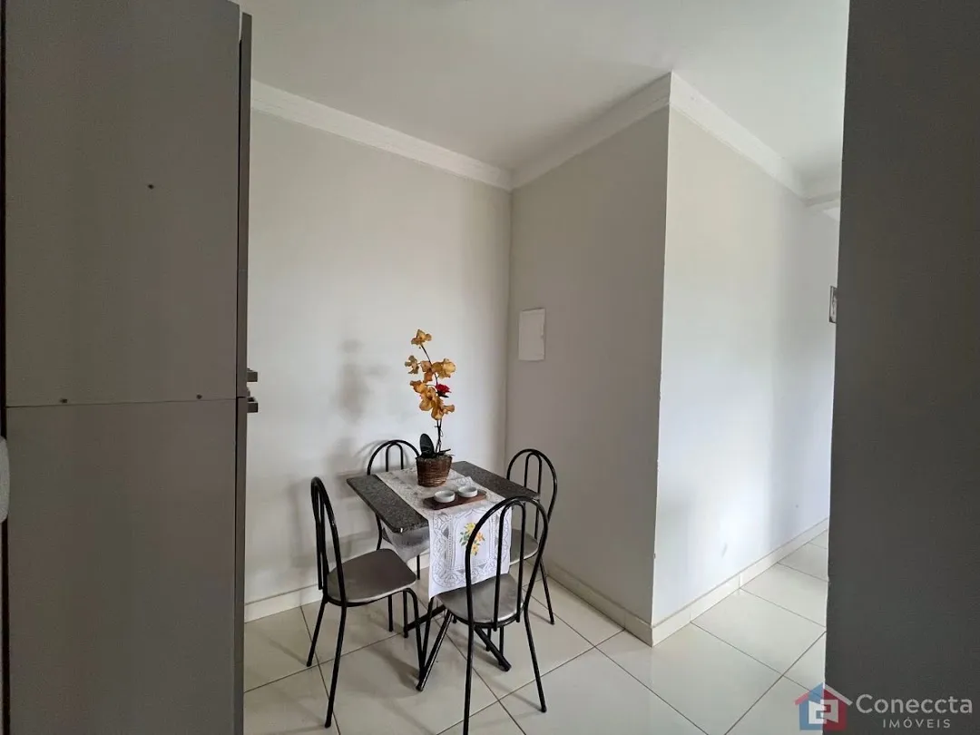 Imagem Apartamento com 2 dormitórios à venda, 69 m² por R$ 250.000,00 - Laranjeiras - Patos de Minas/MG