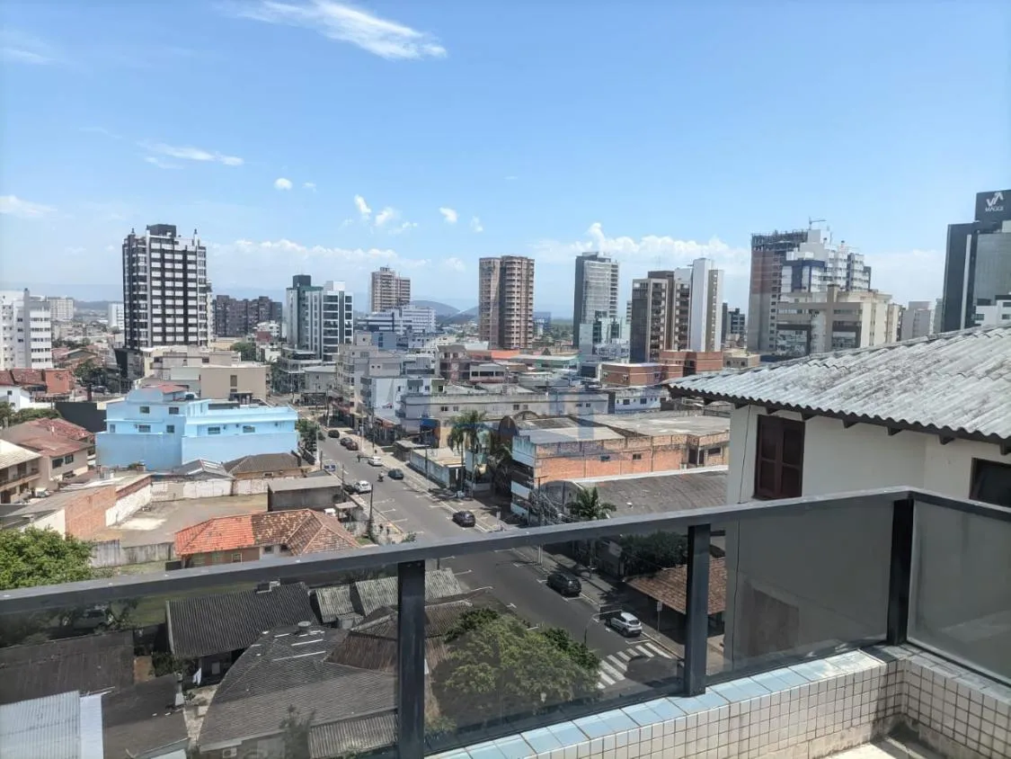 Imagem Apartamento a venda com 4 dormitorios no centro de Torres/RS