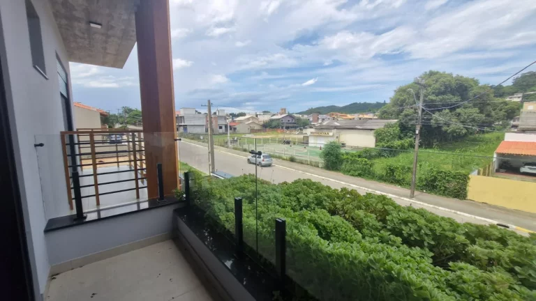 Imagem Casa de 3 quartos no Condomínio Bellaterra em Garopaba-SC! Aproveite essa oportunidade única!