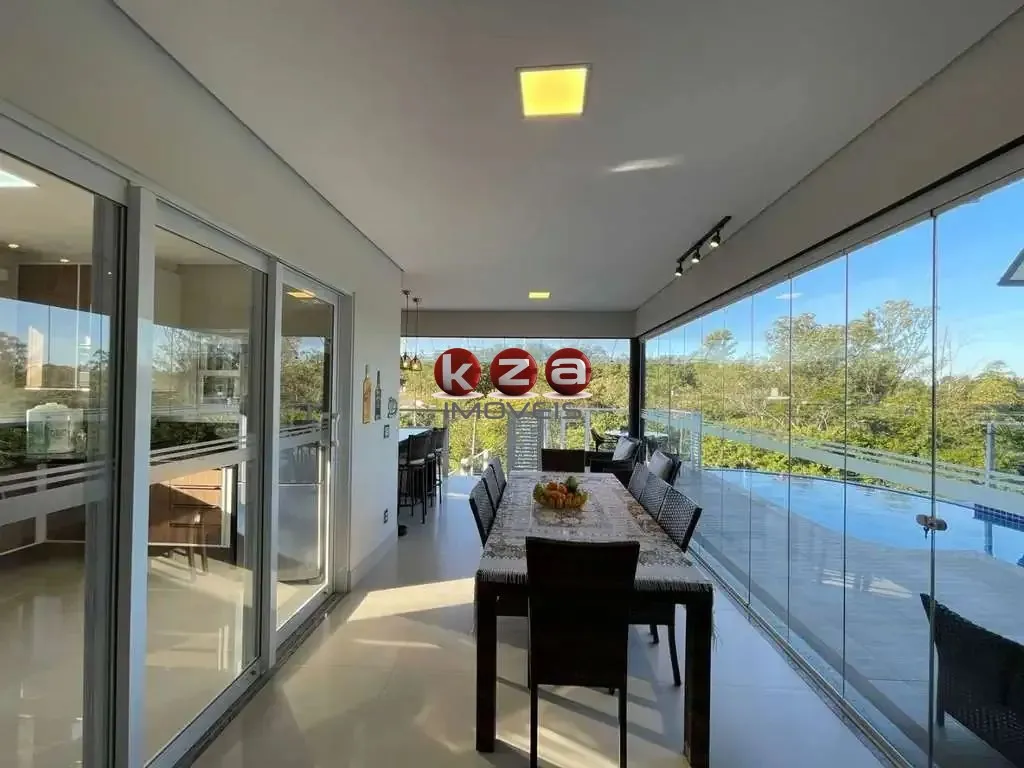 Imagem Casa de alto padrão a venda e locação, com 3 suites no Condomínio Residencial Villa Lombarda em Valinhos-SP