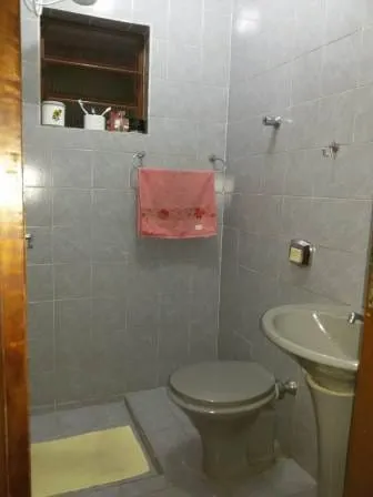 Imagem Casa à venda 3 Quartos, 1 Suite, 6 Vagas, 300M², Parque São Domingos, Pindamonhangaba - SP