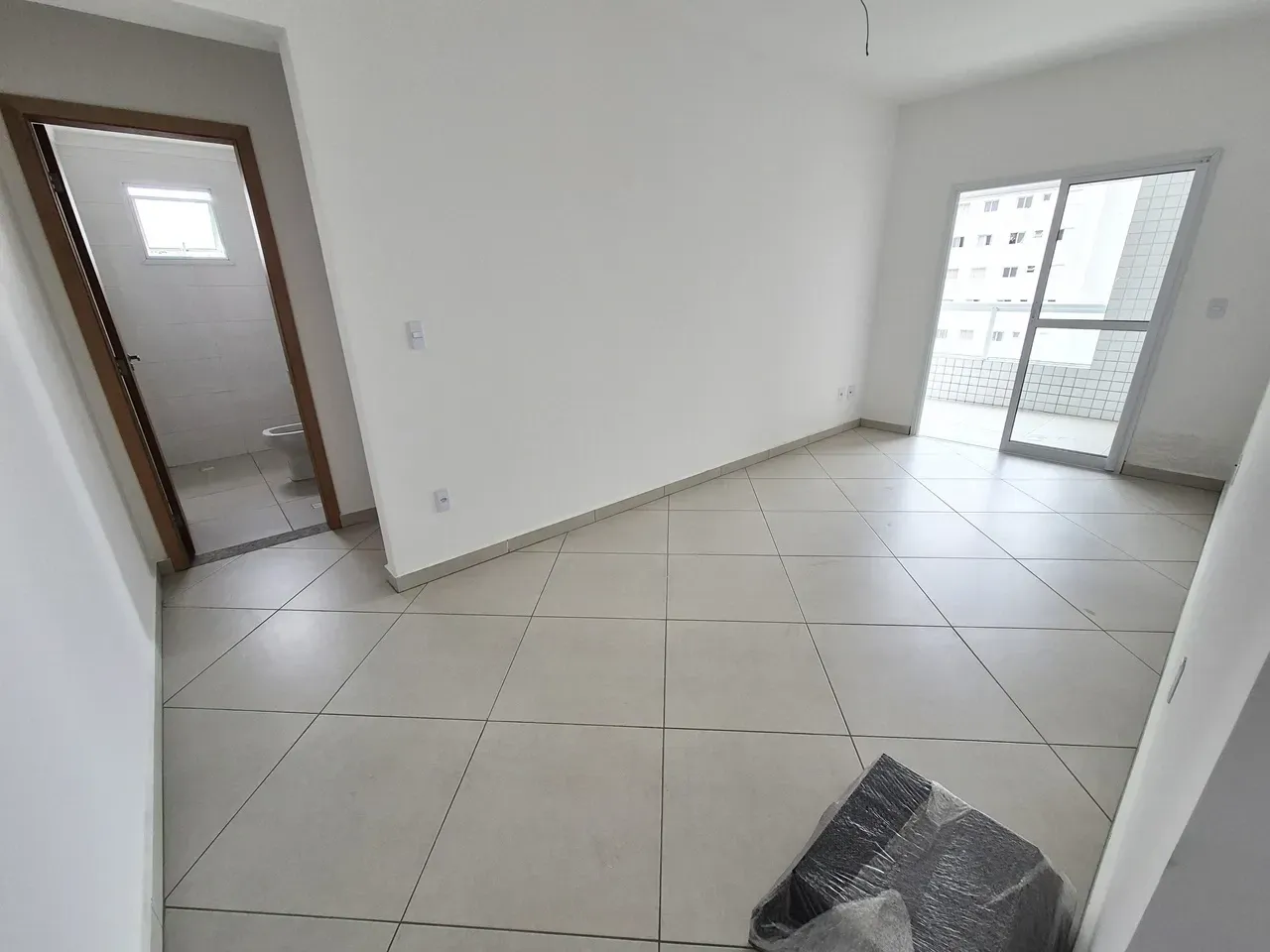 Imagem Apartamento com 1 Quarto à Venda, 58 metros em Mirim - Praia Grande