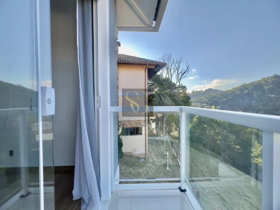 Imagem Casa para Venda em Teresópolis, Albuquerque, 4 dormitórios, 1 suíte, 3 banheiros, 2 vagas