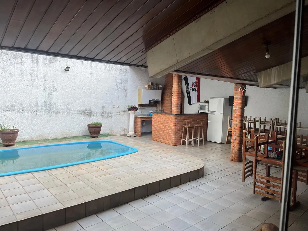 Imagem Casa com 3 Quartos e 3 banheiros à Venda, 482 m² por R$ 1.280.000