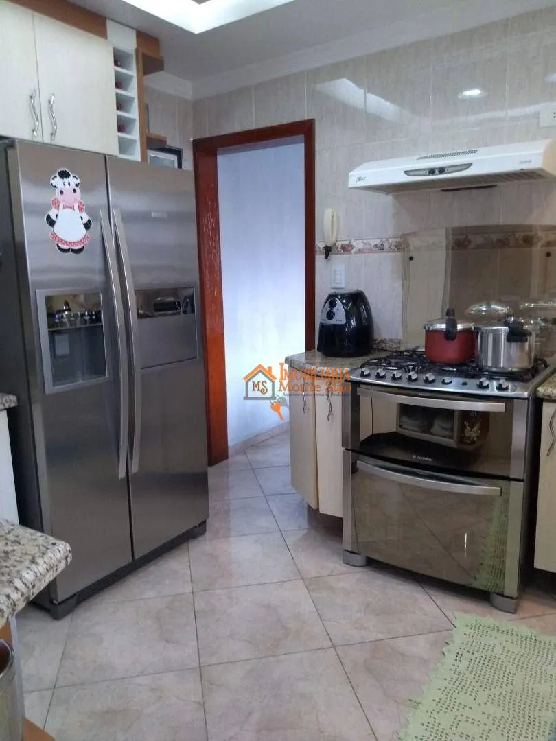 Imagem Sobrado com 3 dormitórios à venda, 270 m² por R$ 954.000,00 - Vila Hulda - Guarulhos/SP