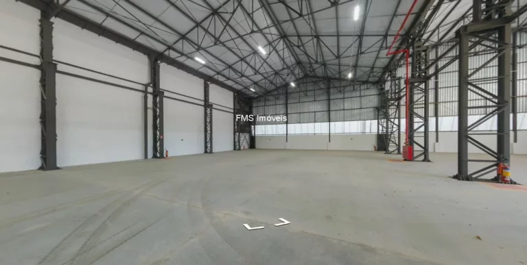 Imagem Galpão Comercial de Alto Padrão para Locação na Vila Anastácio, São Paulo-SP: 4 Vagas de Garagem e 1.125,00 m² de Área