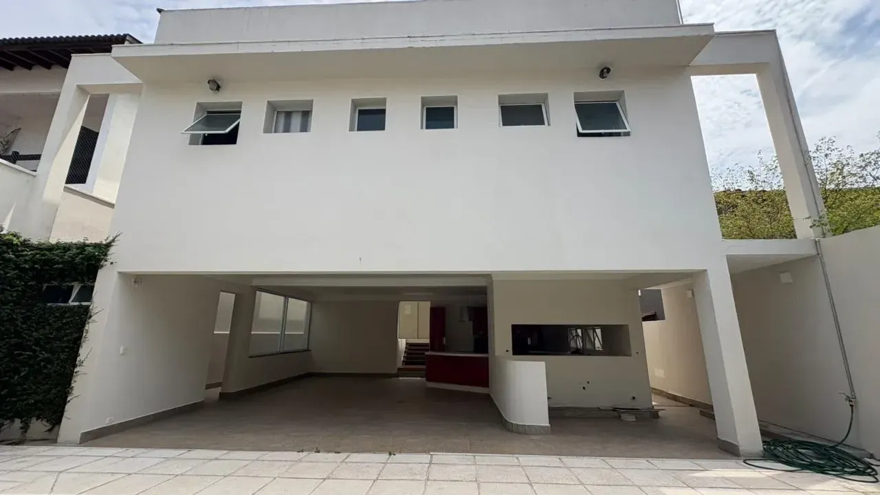 Foto do imóvel Casa com 5 Quartos à Venda, 380 m² em Alphaville - Santana de Parnaíba
