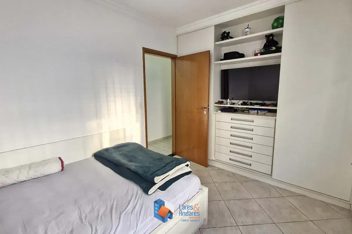 Imagem Casa para venda em Tucuruvi com 3 quartos, sendo 1 suíte, 172m²