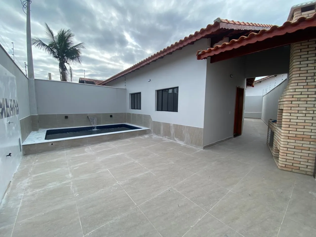 Imagem Casa para Venda em Mongaguá, Agenor de Campos, 2 dormitórios, 1 suíte, 1 banheiro, 2 vagas