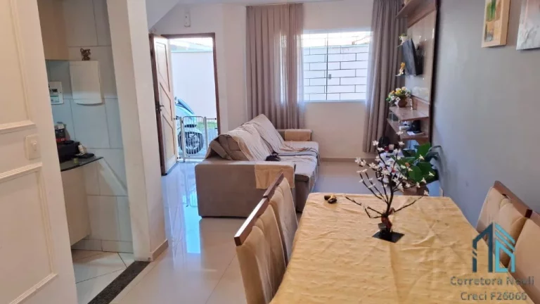 Imagem Sobrado em condomínio, Semi mobiliado 03 quartos c/suíte, closet, no Uberaba em Curitiba PR