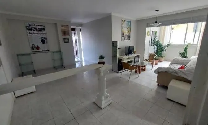 Imagem Apartamento amplo com 130 m² em Tambaú, 3 quartos, home office, varanda e localização estratégica na orla de João Pessoa..