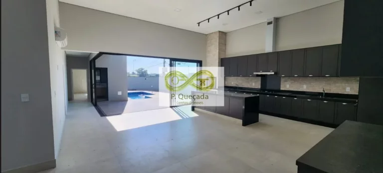 Imagem Maravilhosa casa de 4 quartos, sendo 4 suítes, com 254,59m2 de área construída, localizada em um bairro tranquilo e familiar.
