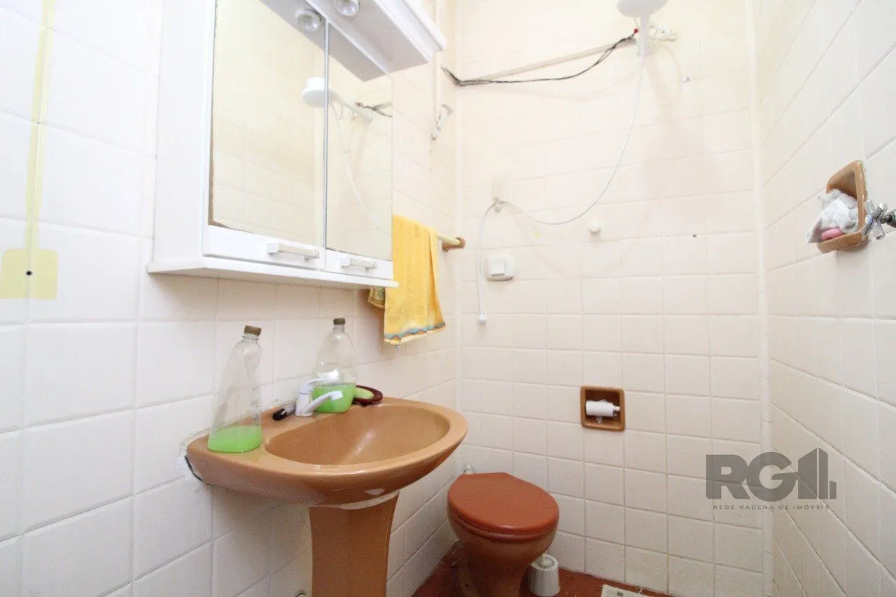 Imagem Casa à venda 4 quartos (dormitórios), suíte, 3 vagas - Partenon, Porto Alegre