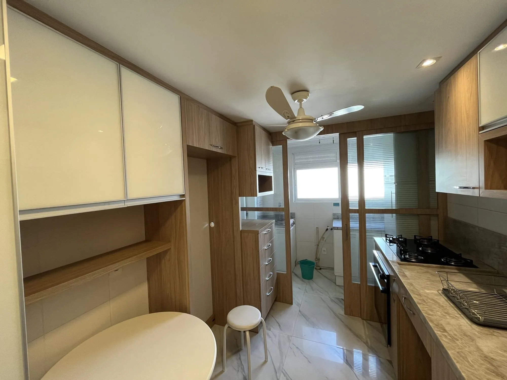 Imagem Apartamento de 3 quartos, suíte e 3 vagas de garagem no bairro Auxiliadora POA