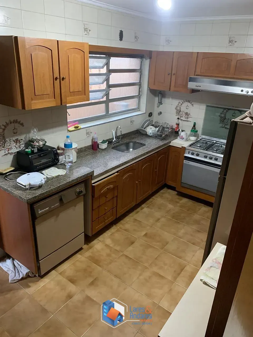 Imagem Sobrado para venda em Planalto Paulista com 3 quartos, sendo 2 suítes, 250m²
