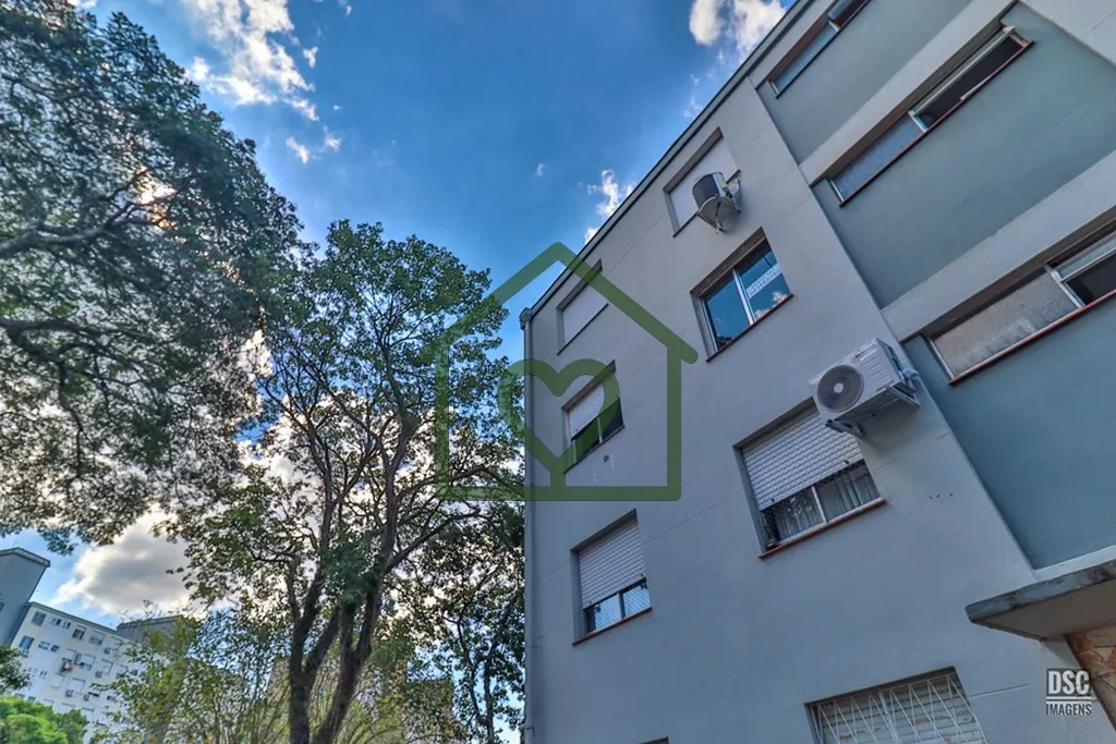 Imagem No bairro Jardim Itu Sabará, na Rua Franklin n° 250, localizado no 4º andar, este apartamento com...
