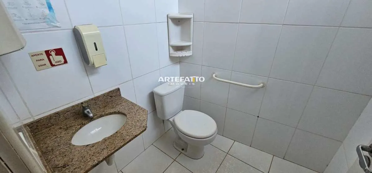 Imagem Prédio comercial à venda em Franca, Centro, 303.45m2