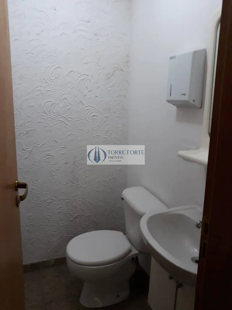 Imagem Sala comercial com 45 m² ótima localização a 650 m da estação Metrô Moema
