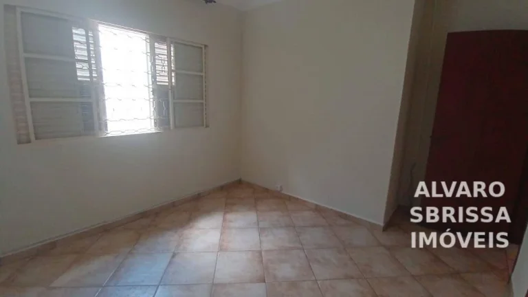 Imagem Excelente Casa térrea -com 3 dormitórios proximó ao centro de Itu
