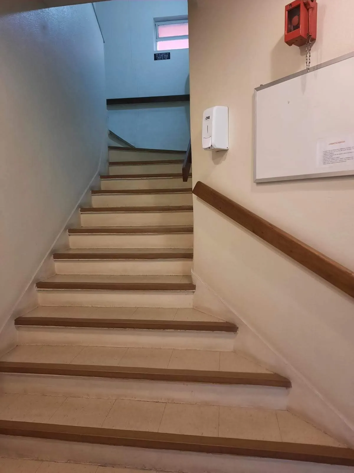 Imagem Apartamento de 1 dormitório e 1 vaga de garagem sem elevador !