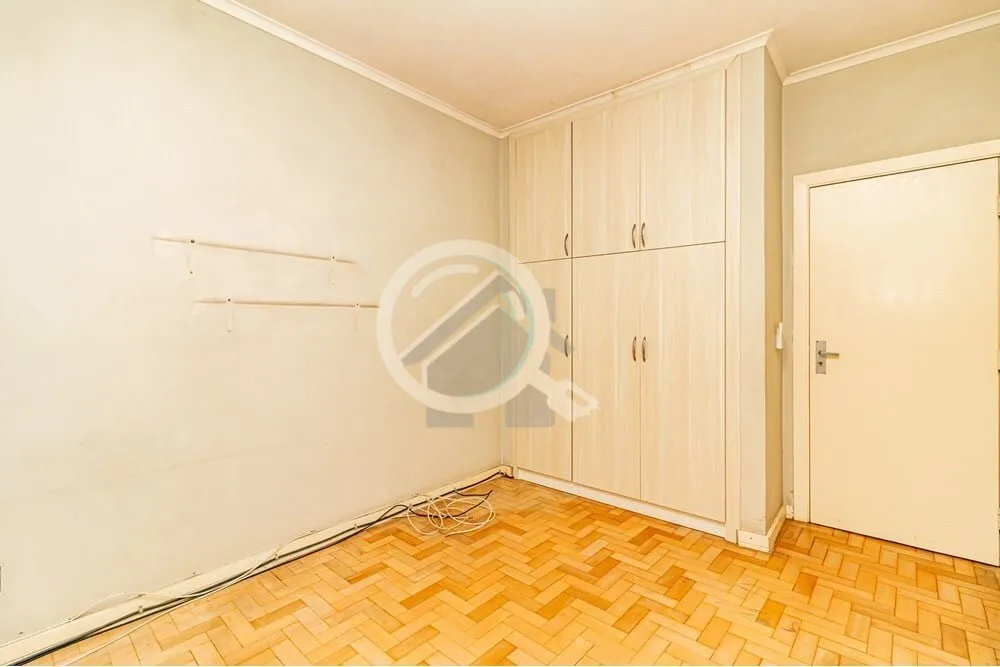 Imagem Imagine-se vivendo no coração de Porto Alegre, em um apartamento que une localização privilegiad...