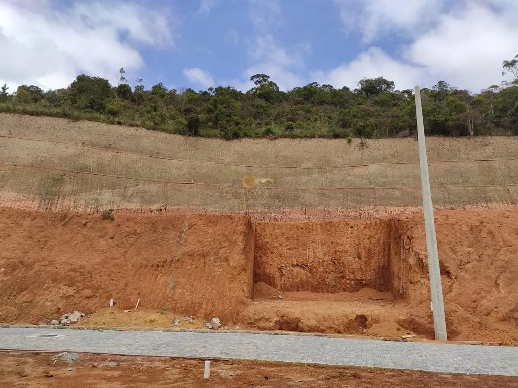 Imagem Terreno em Condomínio para Venda em Teresópolis / RJ no bairro Prata