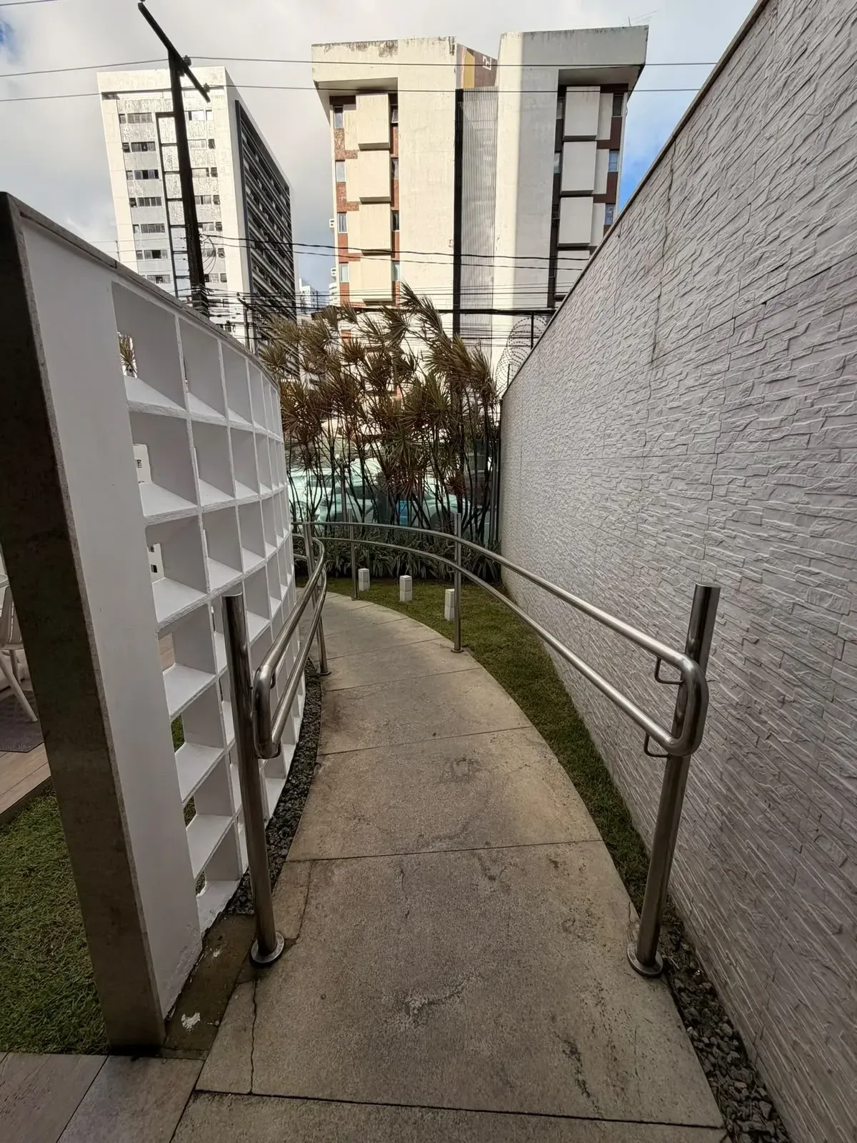 Imagem Apartamento com 3 Quartos à Venda, 70 m² em Madalena - Recife