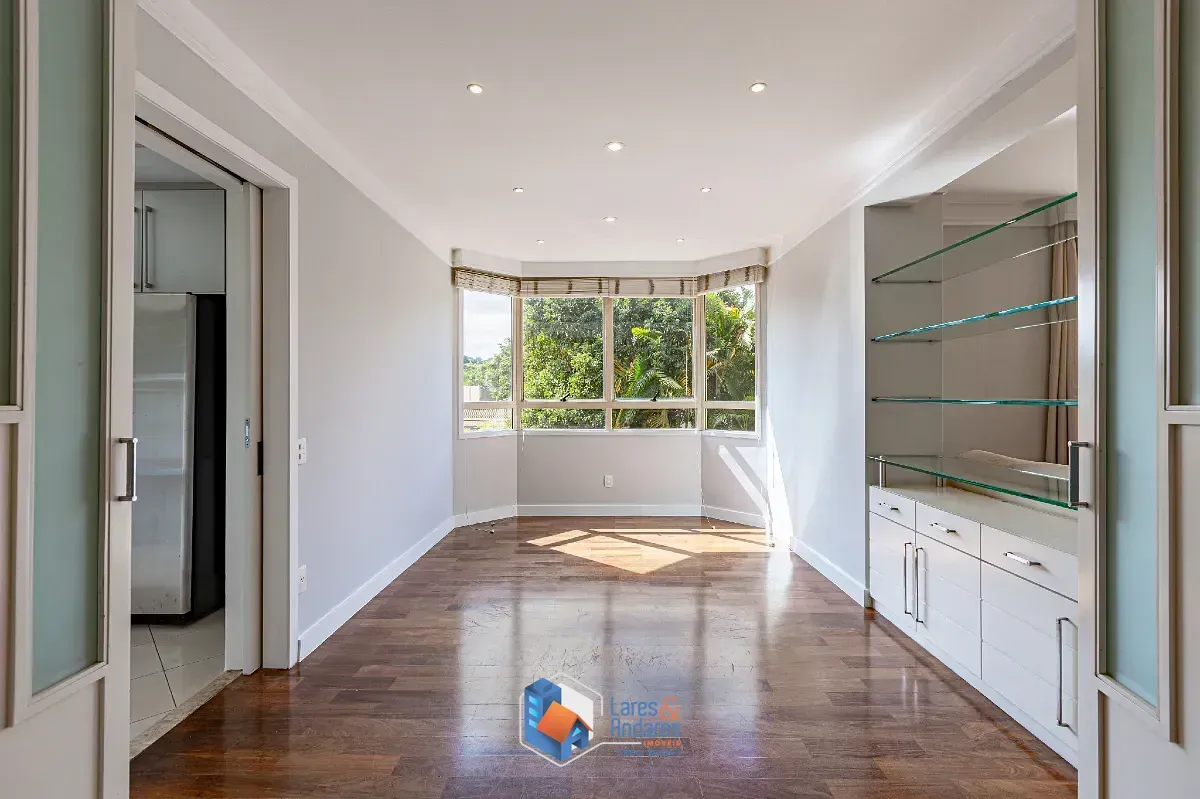 Imagem Casa no condomínio Los Andes para venda com 4 quartos, sendo 4 suítes, 479m²