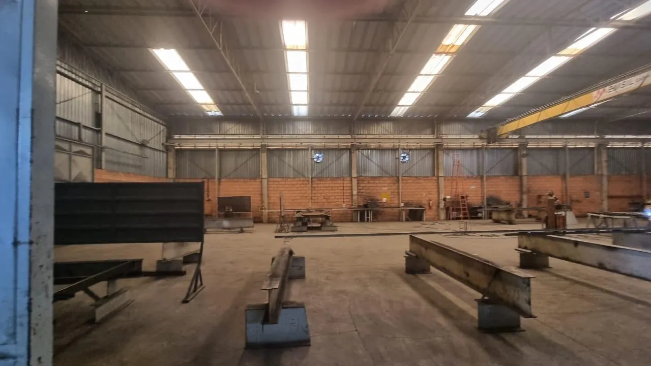 Imagem Barracão de 1498,40m² no Éden - Sorocaba