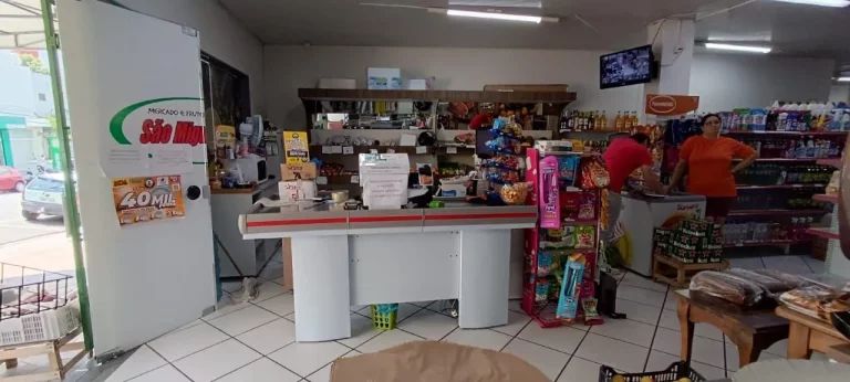 Imagem Ponto Comercial para Venda em Concórdia, Centro, 1 banheiro