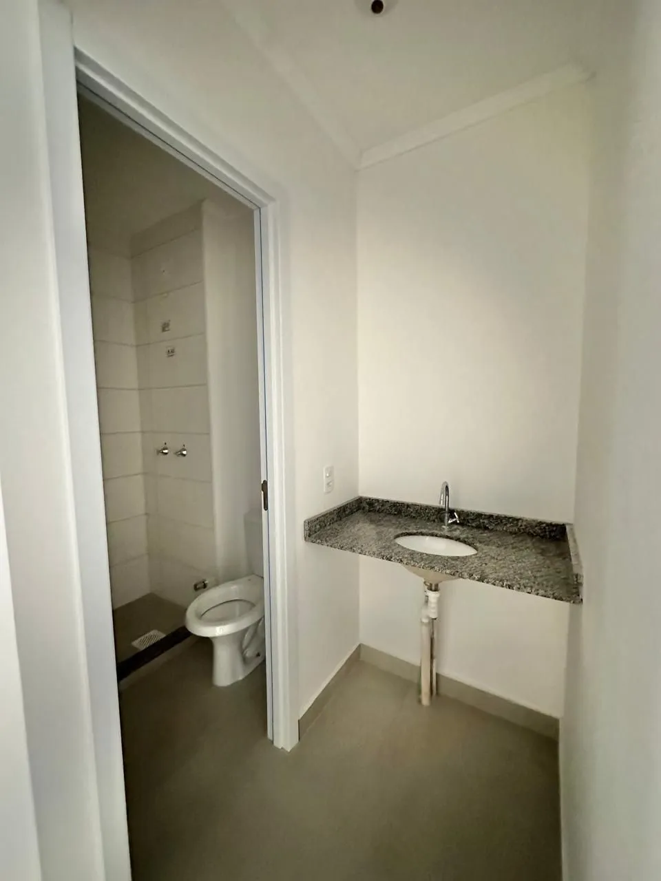 Imagem Excelente casa a venda em condomínio fechado no bairro Vila Nova.
