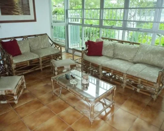 Imagem Apartamento à venda no Guarujá na Praia das Pitangueiras.