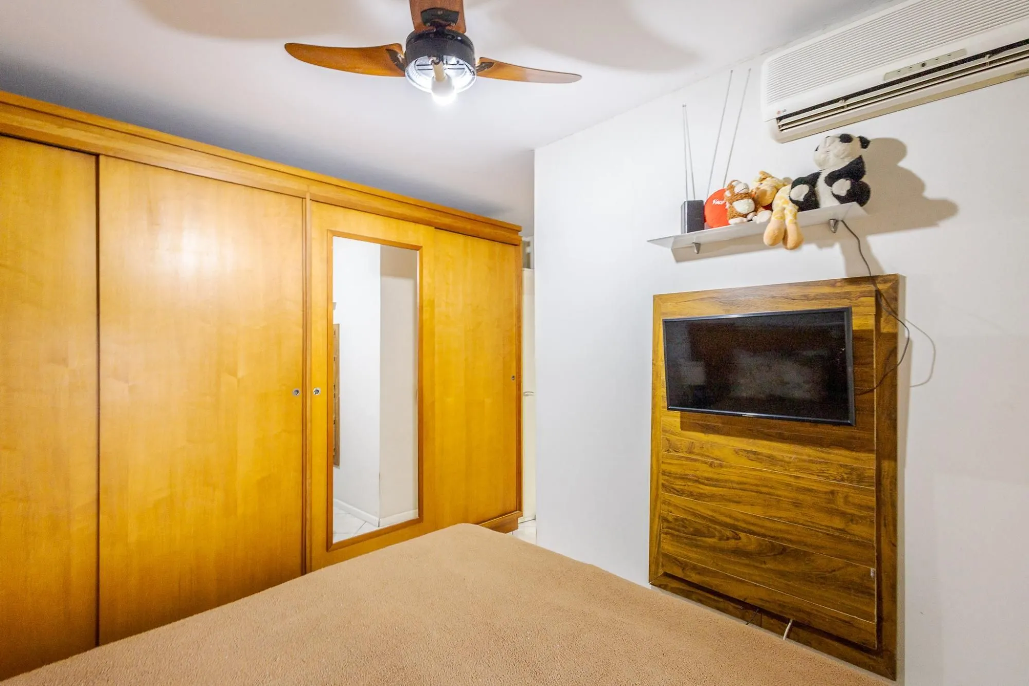 Imagem Apartamento de 03 dormitorios com suite, vaga de garagem e infraestrutura completa em Porto Alegre