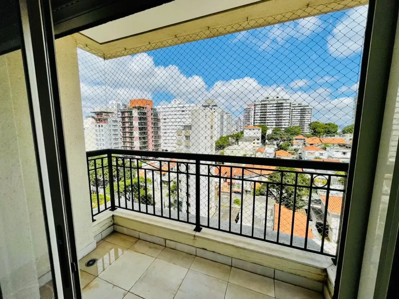 Imagem Apartamento com 3 Quartos à Venda ou Locação, 215 m² em Sumaré - São Paulo