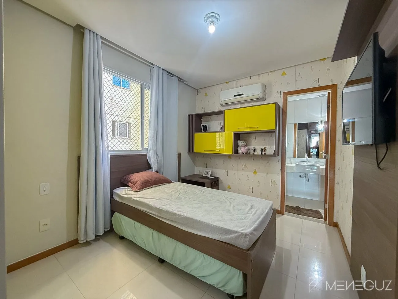 Imagem Apartamento à venda na Praia do Morro, Guarapari - 3 quartos, 2 suítes, frente mar, mobiliado