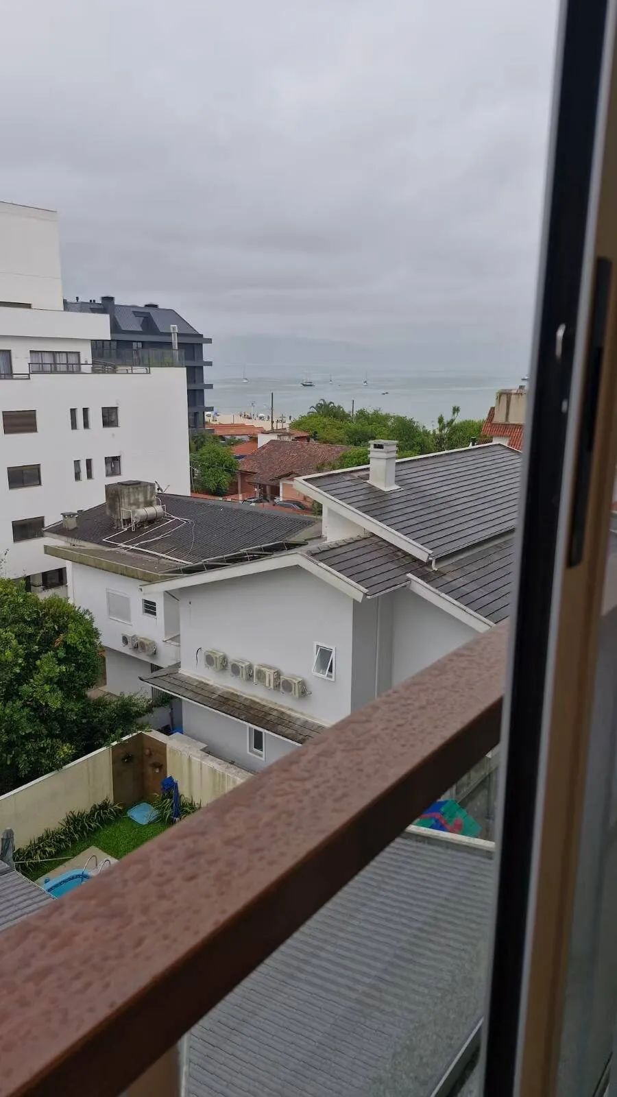 Imagem Apartamento para alugar em Jurerê.